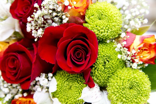 Customized flower delivery setup in Stow-on-the-Wold
